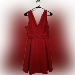 Haute Monde NWT, red short dress, size Juniors L